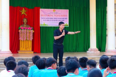 HOẠT ĐỘNG NGOẠI KHOÁ